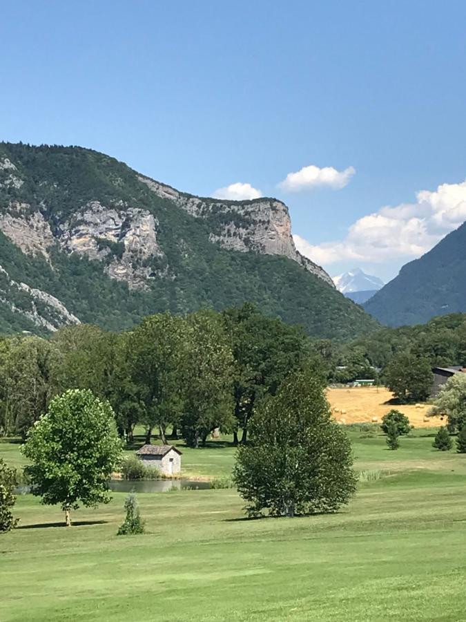 Petit Cocon Entre Lac, Golf Et Montagne, Proche D'annecy *