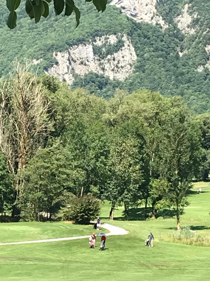 Petit Cocon Entre Lac, Golf Et Montagne, Proche D'annecy Apartment Giez