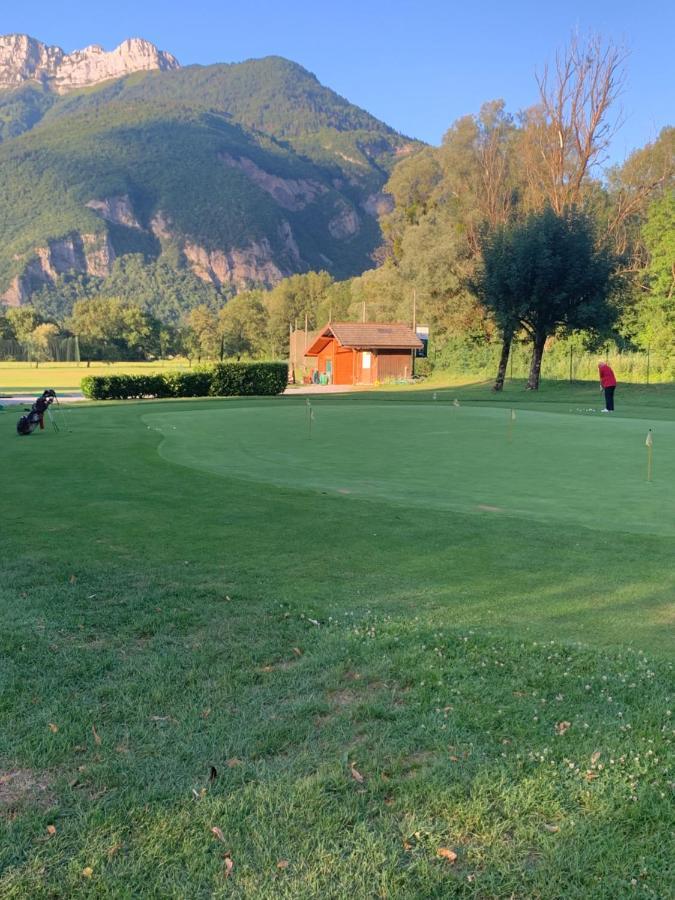 Petit Cocon Entre Lac, Golf Et Montagne Proche D'annecy- Appartamento *