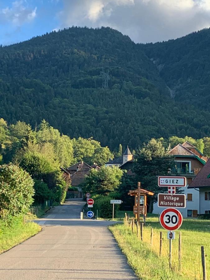 Petit Cocon Entre Lac, Golf Et Montagne Proche D'annecy- Appartamento Giez